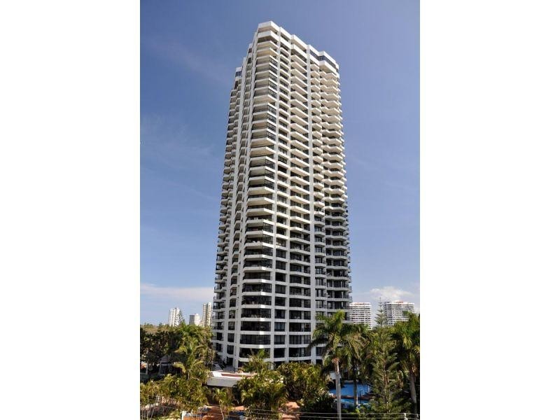 24 Breaker Street, Main Beach QLD 4217