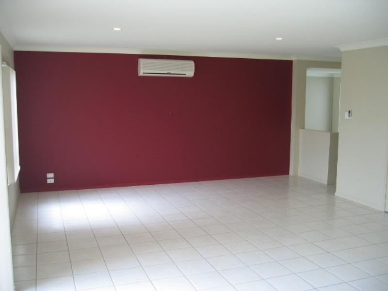 99/1 Sauvignon Parade, Upper Coomera QLD 4209