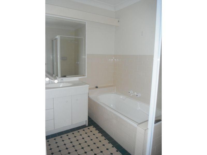 125 Hansford Road, Coombabah QLD 4216