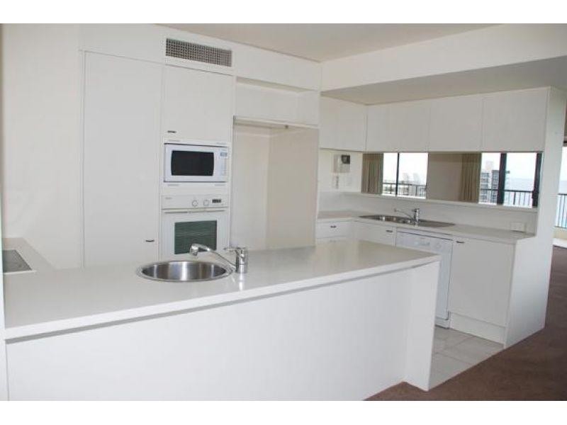 24 Breaker Street, Main Beach QLD 4217