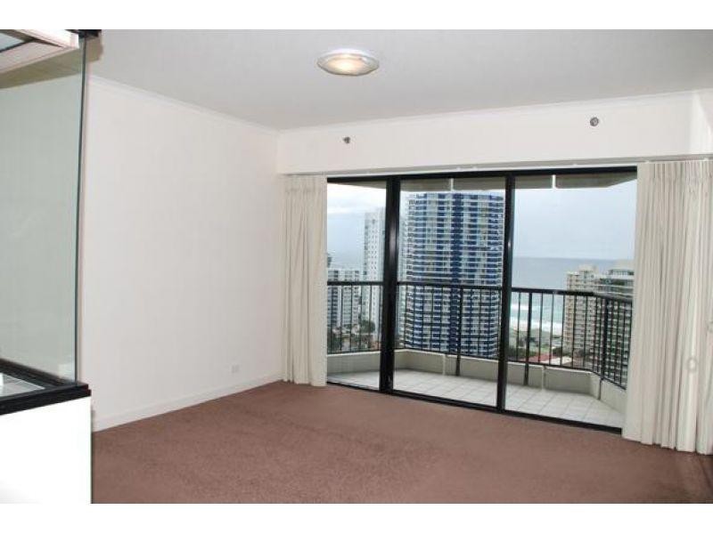 24 Breaker Street, Main Beach QLD 4217