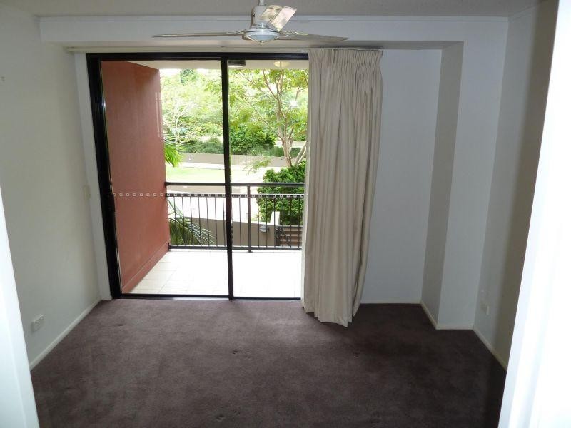 15 Goodwin Street, Kangaroo Point QLD 4169