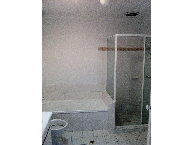 152 Palm Meadows Drive, Carrara QLD 4211