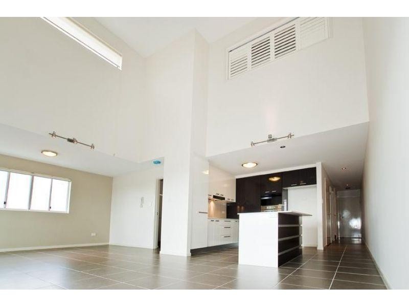 21/13 Louis st, Redcliffe QLD 4020