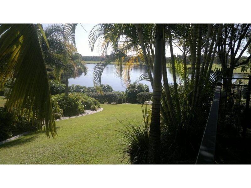 85 Palm Meadows Drive, Carrara QLD 4211