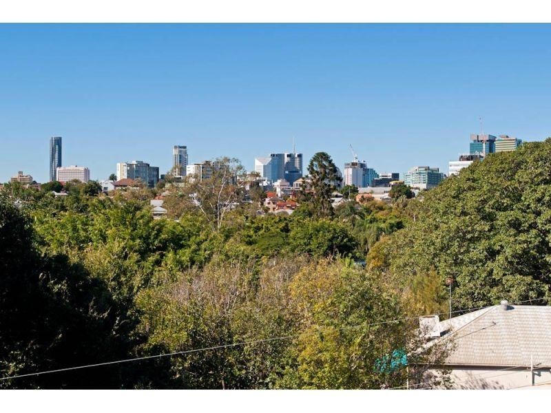 10 Dowse Street, Paddington QLD 4064