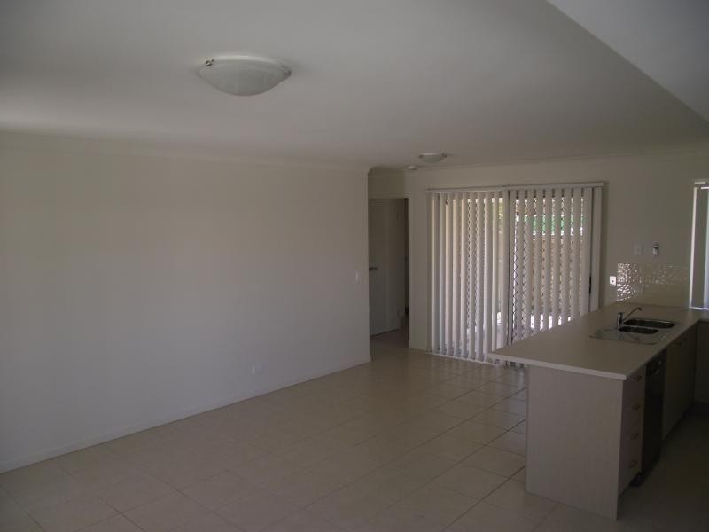 Townhouse/Unit/10 Claudia St, Burpengary QLD 4505