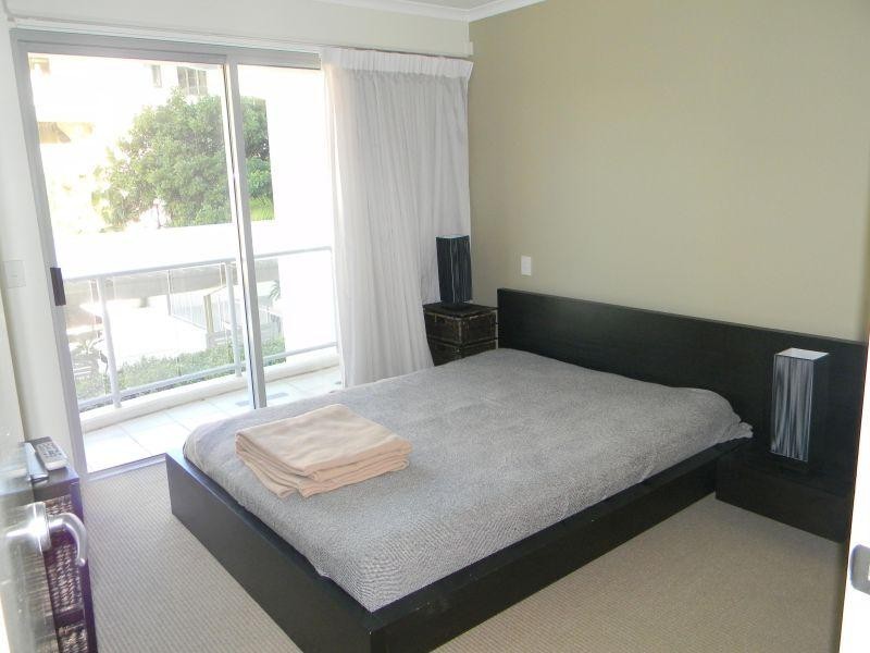 21 Cypress Avenue, Surfers Paradise QLD 4217