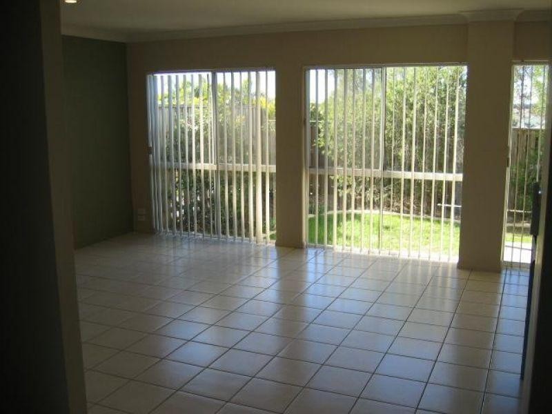 83/1 Sauvignon Parade, Upper Coomera QLD 4209
