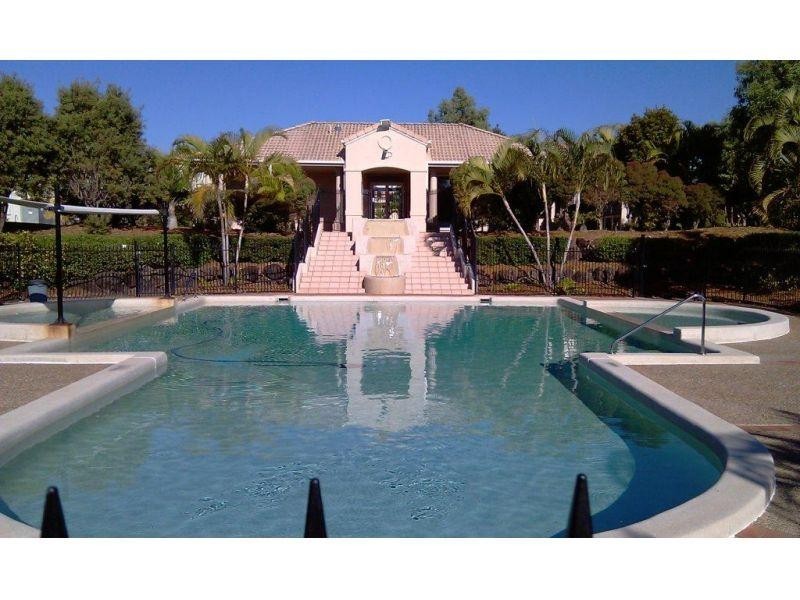 8/2 Langport Parade, Mudgeeraba QLD 4213