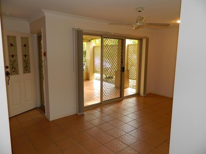 152 Palm Meadows Drive, Carrara QLD 4211