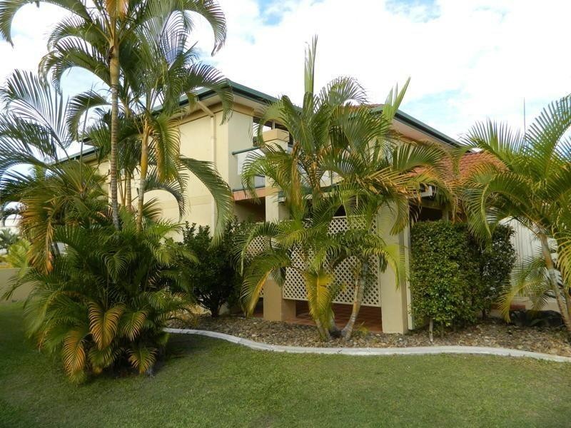 152 Palm Meadows Drive, Carrara QLD 4211