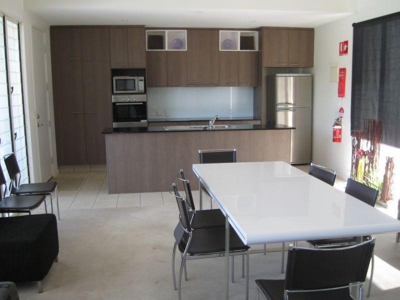 299 Easthill Drive, Robina QLD 4226