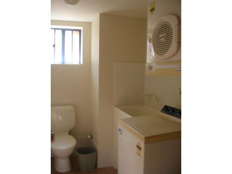 4 MONTE CARLO AVE, Surfers Paradise QLD 4217