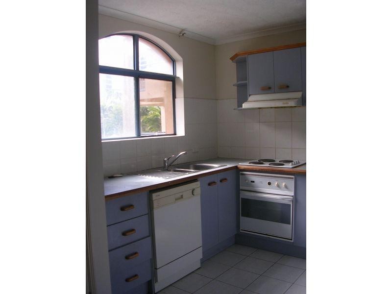 4 MONTE CARLO AVE, Surfers Paradise QLD 4217