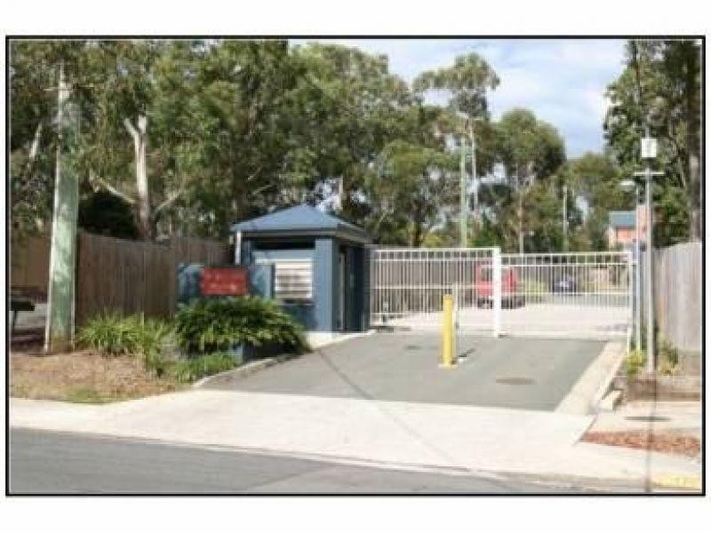 170 Whiting Street, Labrador QLD 4215