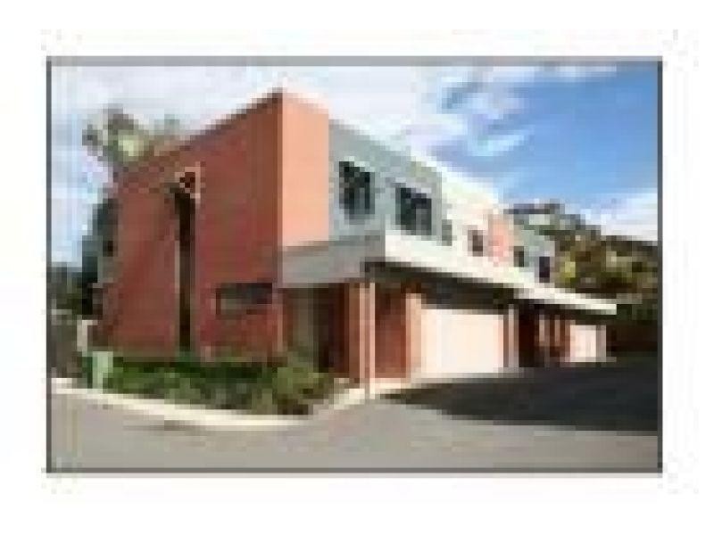 170 Whiting Street, Labrador QLD 4215