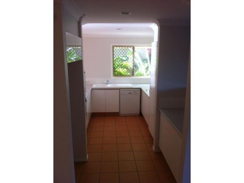 152 Palm Meadows Drive, Carrara QLD 4211