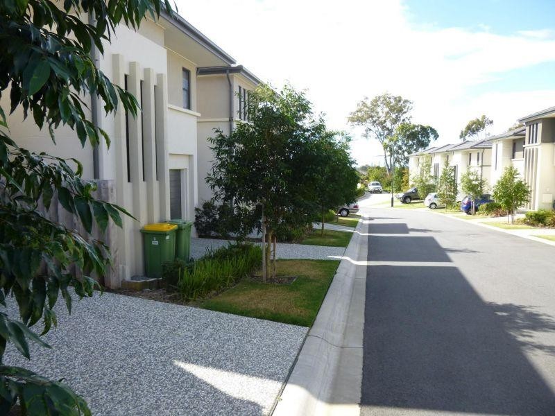 2 Bourton Road, Merrimac QLD 4226