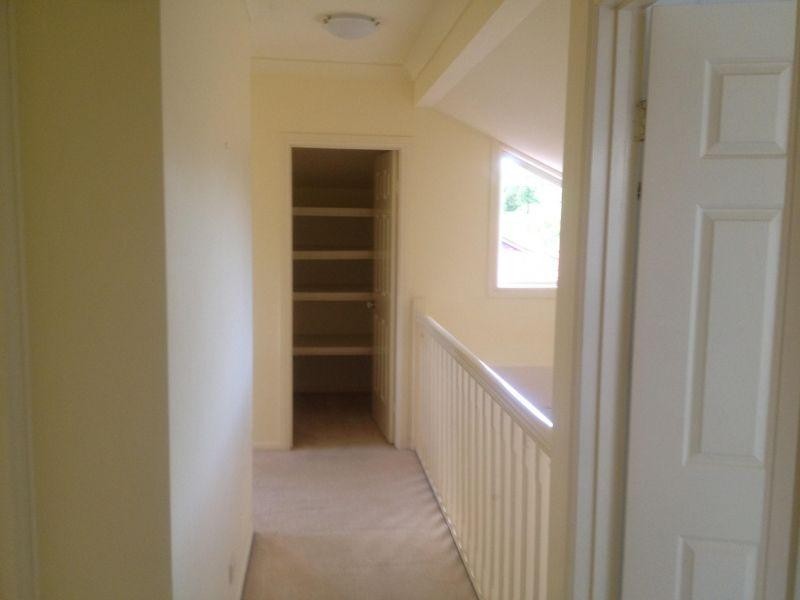 34 Albicore Street, Mermaid Waters QLD 4218