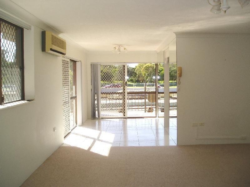 22 Commodore Drive, Paradise Waters QLD 4217