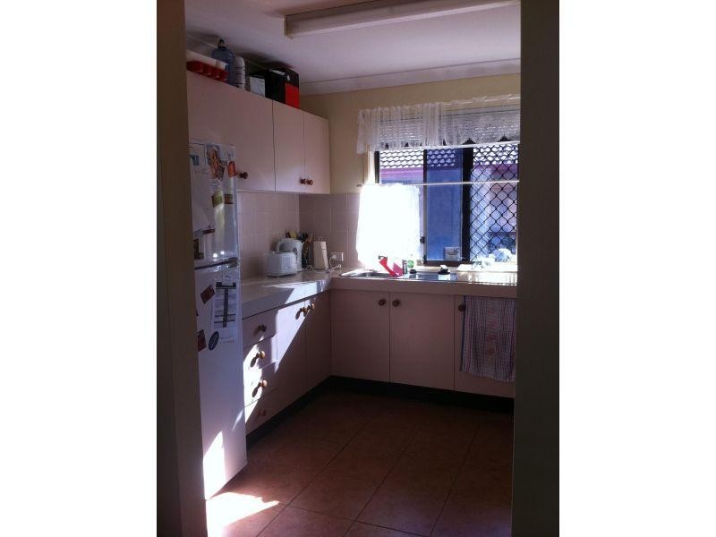 35/12 Landau Court, Miami QLD 4220