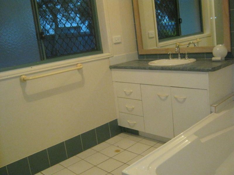 28 Ancona Street, Carrara QLD 4211