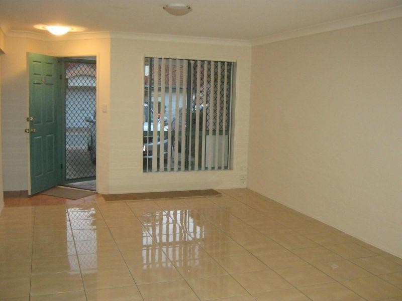 28 Ancona Street, Carrara QLD 4211