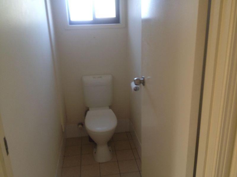 14  BRETT AVE, Labrador QLD 4215