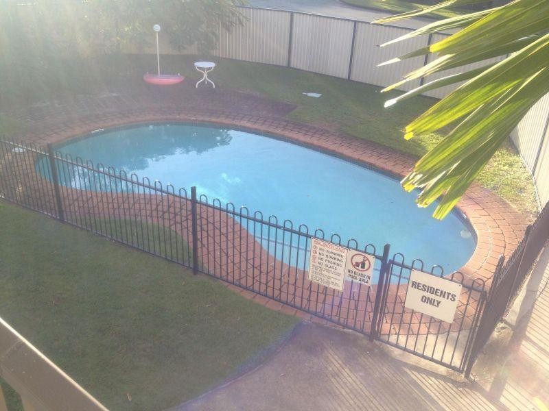 14  BRETT AVE, Labrador QLD 4215