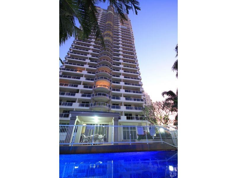 27/1-9 Hughes Avenue, Main Beach QLD 4217