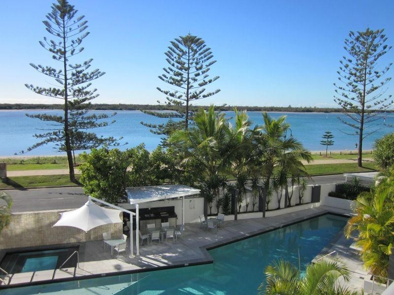 Unit 1202/438 Marine Parade, Biggera Waters QLD 4216