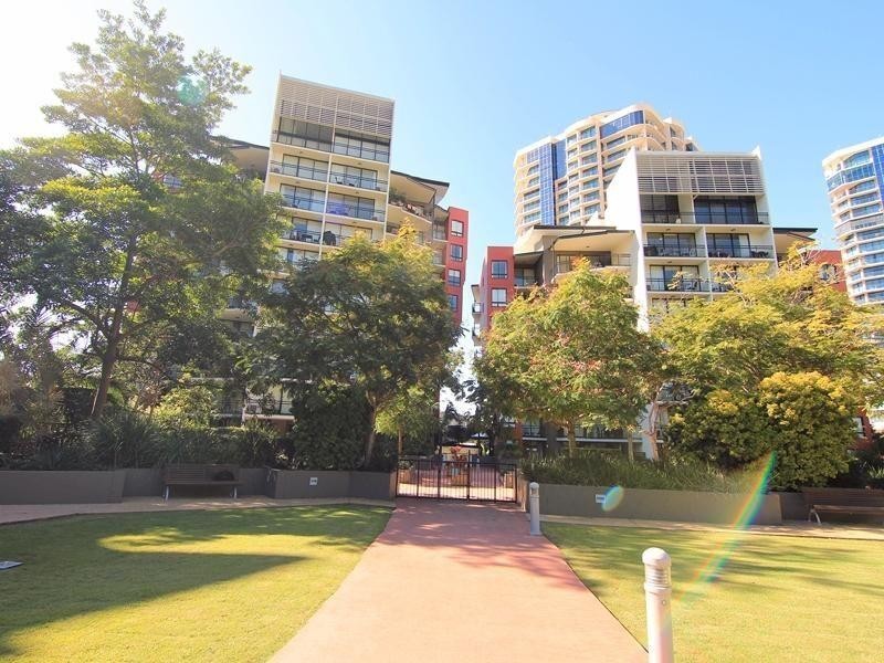 15 Goodwin Street, Kangaroo Point QLD 4169