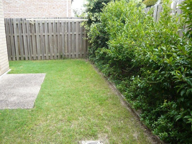 townhouse/2 Bos Drive, Coomera QLD 4209