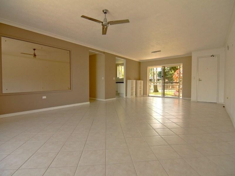 22 Commodore Drive, Paradise Waters QLD 4217