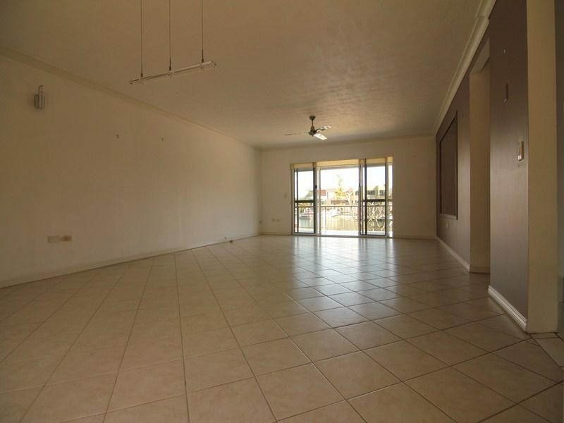 22 Commodore Drive, Paradise Waters QLD 4217