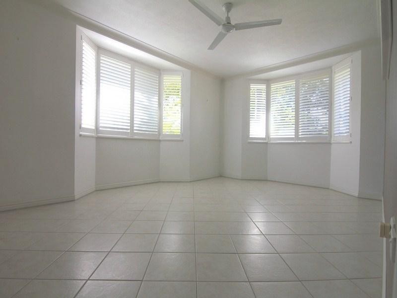 22 Commodore Drive, Paradise Waters QLD 4217