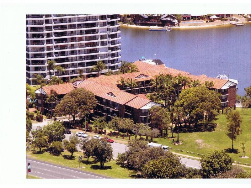 22 Commodore Drive, Paradise Waters QLD 4217