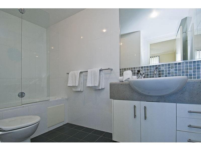 Apartment 8/136 Marine Parade, Southport QLD 4215