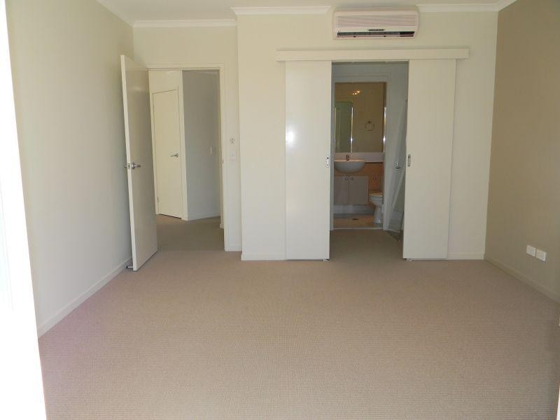 21 Cypress Avenue, Surfers Paradise QLD 4217