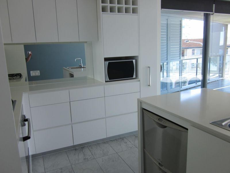 Unit 1202/438 Marine Parade, Biggera Waters QLD 4216