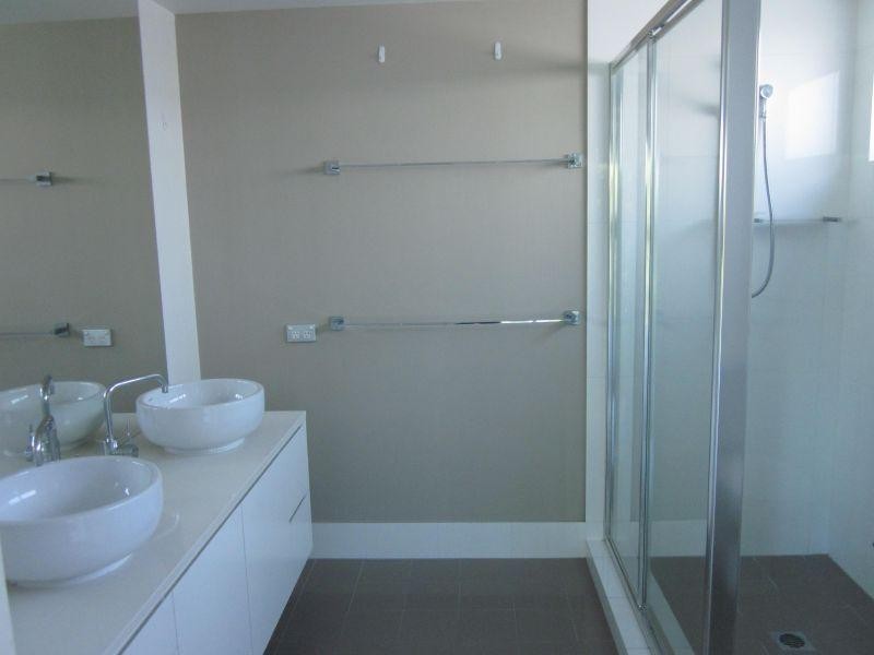 Unit 1202/438 Marine Parade, Biggera Waters QLD 4216