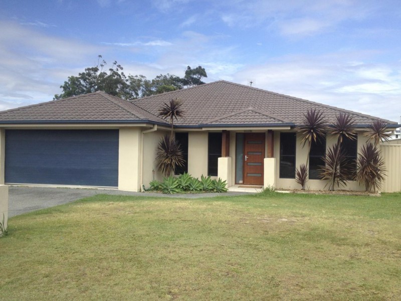 26 Crestwood Drive, Molendinar QLD 4214