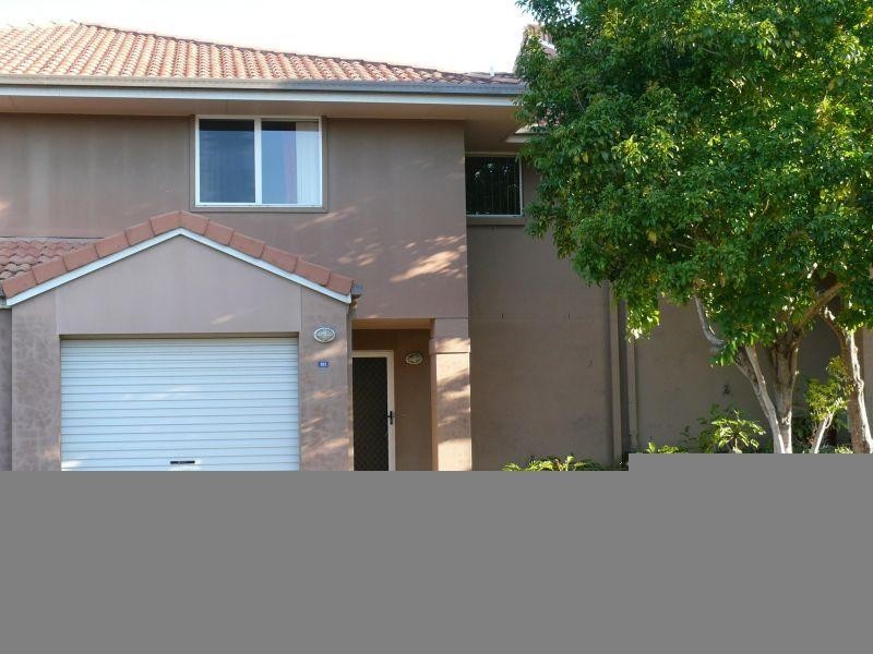 1A Alison Road, Carrara QLD 4211