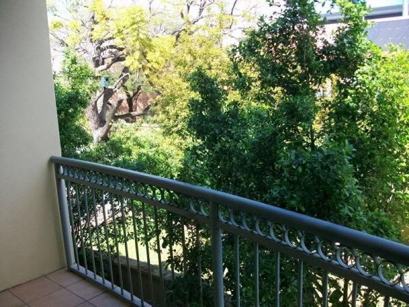 75 Welsby Street, New Farm QLD 4005