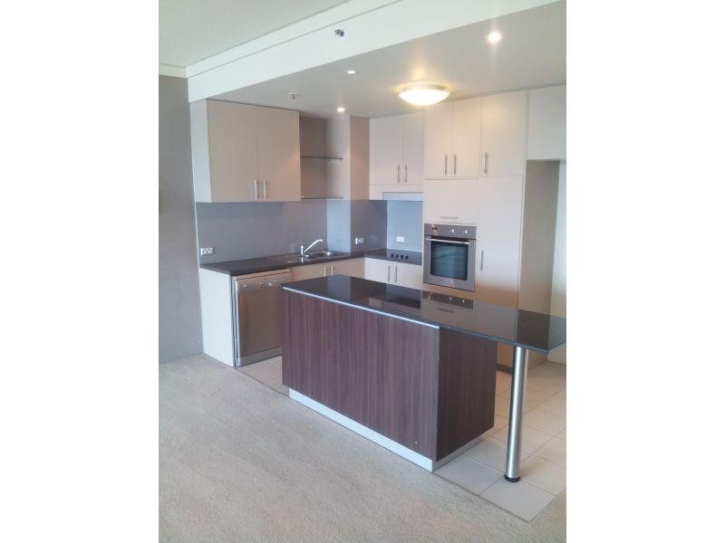 360 Marine Parade, Labrador QLD 4215