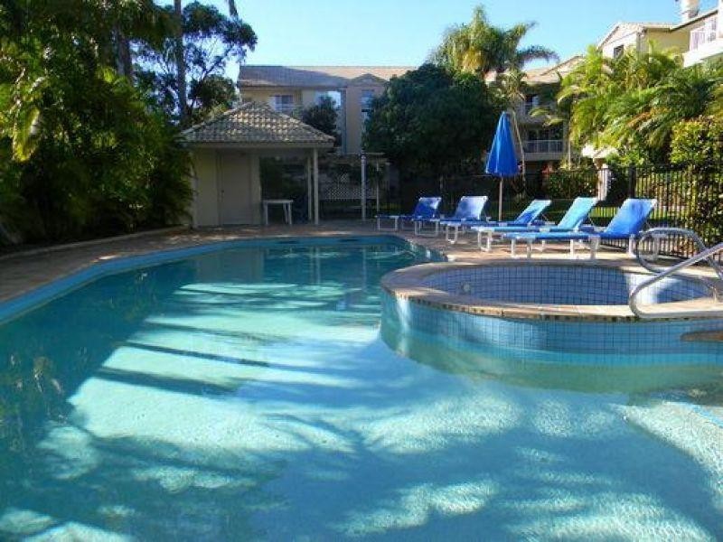 1 West Burleigh Road, Burleigh Heads QLD 4220