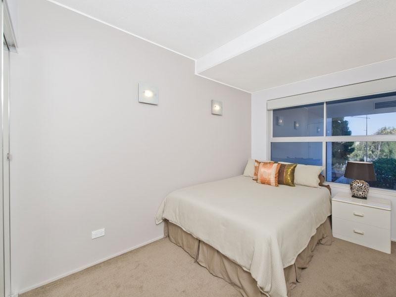 8 Dunmore Terrace, Auchenflower QLD 4066