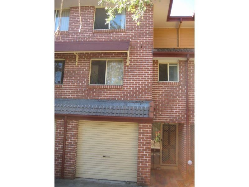 100 Racecourse Road, Bundall QLD 4217