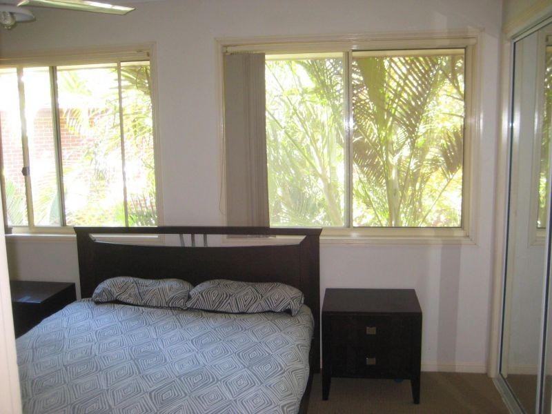 100 Racecourse Road, Bundall QLD 4217